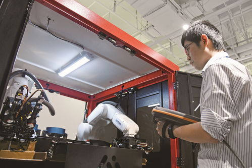 鐘樓數(shù)字經(jīng)濟(jì)云奔潮涌 數(shù)碼產(chǎn)品驅(qū)動(dòng)產(chǎn)業(yè)新變革